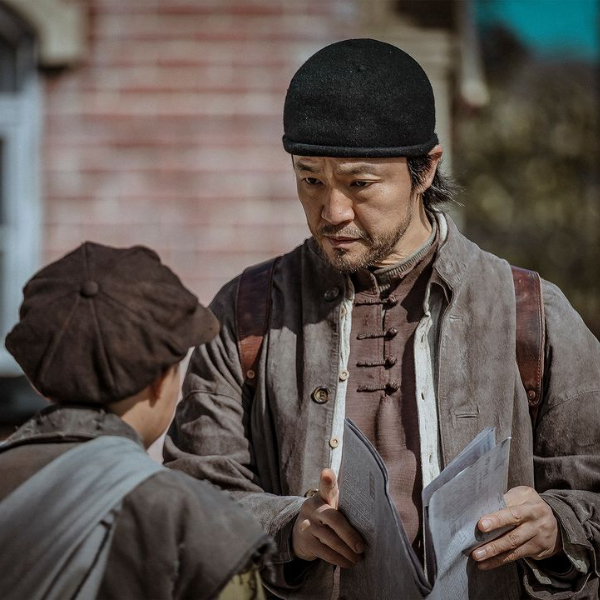 Jo-Han-cul-Instagram_@netflixkr.jpg