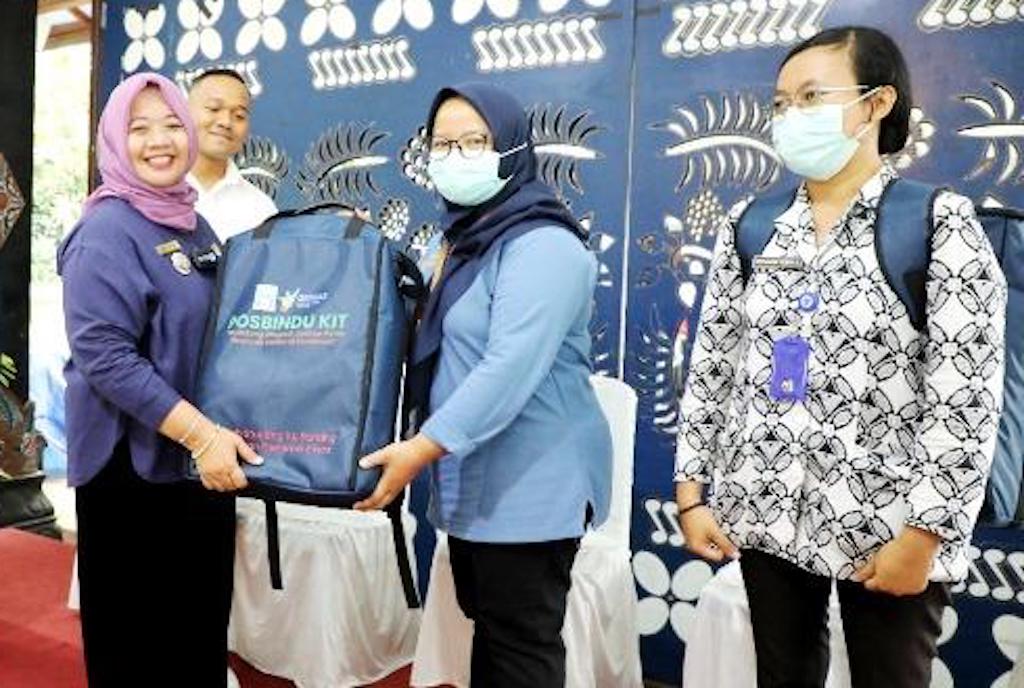 Dukung Gerakan Sleman Zero Stunting, Kader Posyandu Dapat Batuan Posyandu Kit dari Bupati